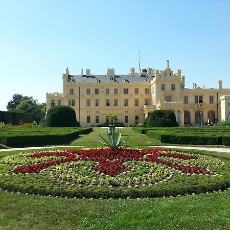 Hotel Princess Ледніце Екстер'єр фото