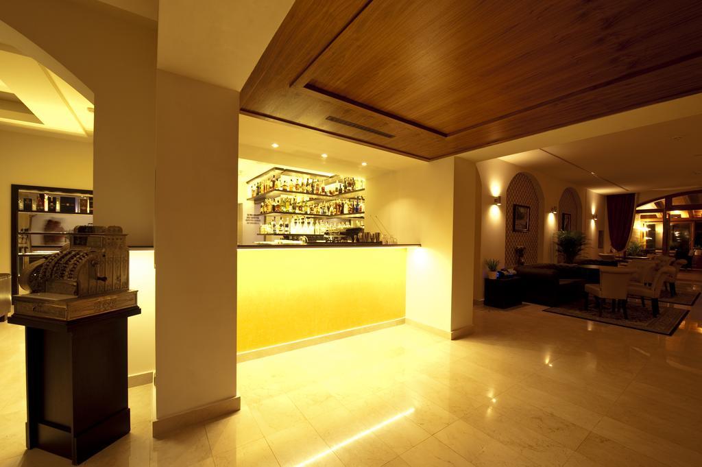 Hotel Princess Ледніце Екстер'єр фото