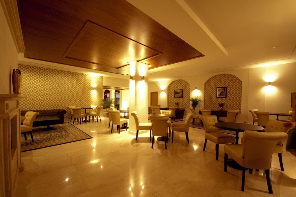 Hotel Princess Ледніце Екстер'єр фото